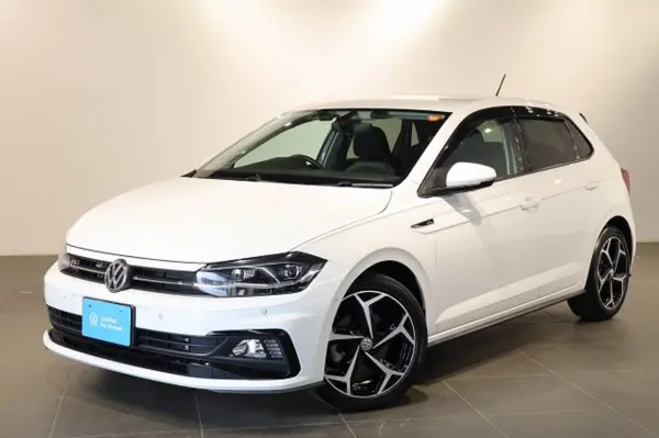 Volkswagen Polo TSI R-Line Discover Pro Cruise Control CarPlay Corner Sensor Collision Mitigation Brake (White) — thumbnail 1