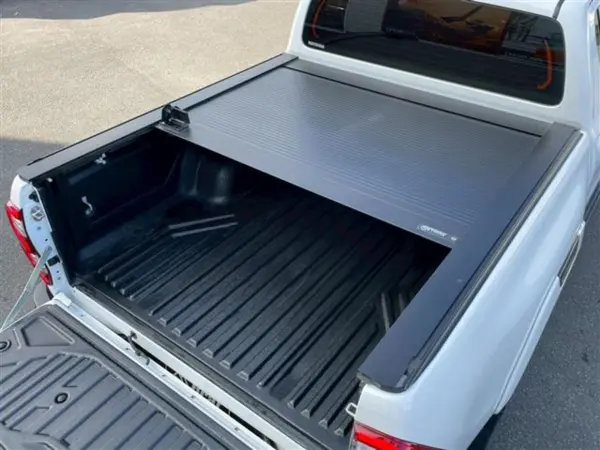 2022 Toyota Hilux — photo 3 | Tuminion Kenya