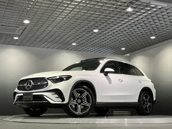 2025 Mercedes-benz Glc — photo 2