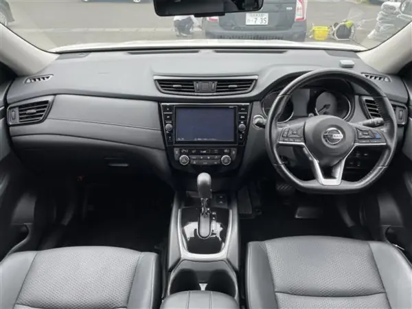 2020 Nissan Xtrail — photo 2 | Tuminion Kenya