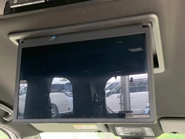 2023 Toyota Noah — photo 7 | Tuminion Kenya