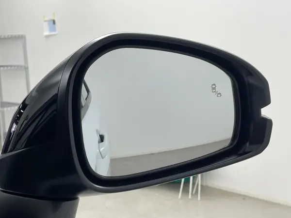 Honda Vezel 1.5 e:HEV Z Play Package — photo 8