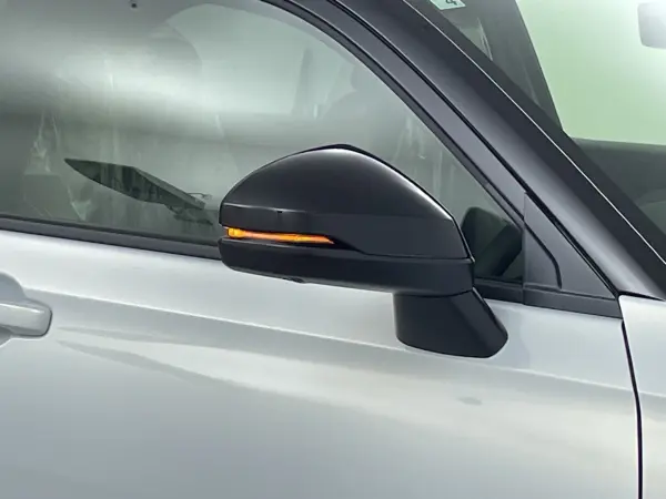 Honda Vezel 1.5 e:HEV Z Play Package — photo 9