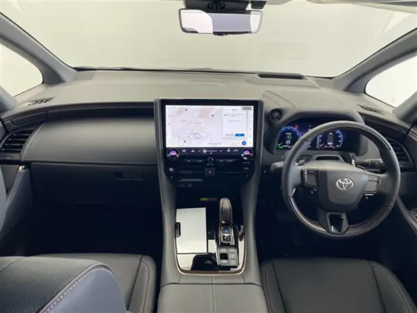 2026 Toyota Alphard — photo 2