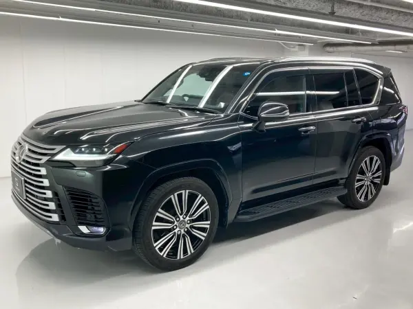 Lexus LX600 4WD