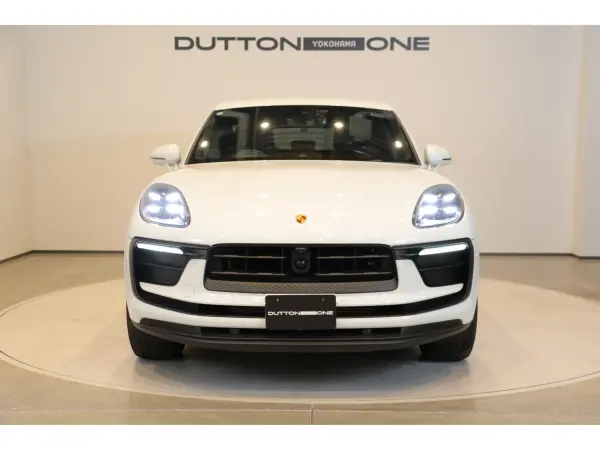 Porsche Macan PDK 4WD 1 Owner Sport Chrono Package Seat Heater Entry & Drive Color Crest AW Cap (Pure White) — photo 7