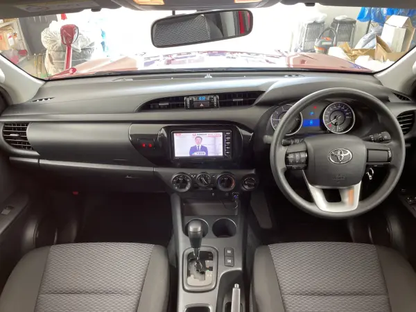 2019 Toyota Hilux — photo 2 | Tuminion Kenya