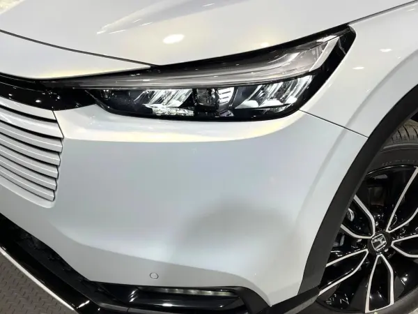 Honda Vezel 1.5 e:HEV Z — photo 8