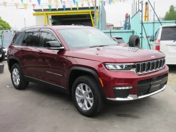 Jeep Grand Cherokee Limited 4WD (Sunroof/Black Leather/Official 10-inch Navigation/All-around Camera) Official 10.1-inch Navigation/Full Seg/All-around Camera/ETC 2.0/Dashcam/Black Leather Seats/Air Seats/Seat Heaters/Power Liftgate/Cruise Control/Collision Mitigation Brake/Park Sense/Official 18-inch Alloy Wheels (Velvet Red Pearl Coat) — photo 8