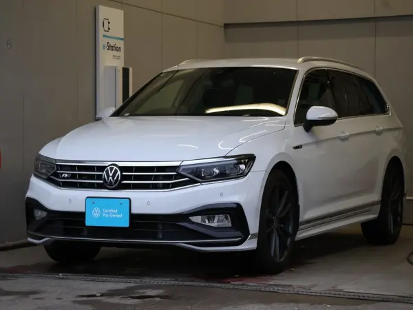 2024 Volkswagen Passat — photo 2
