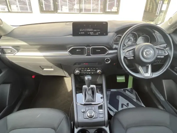 2021 Mazda Cx5 — photo 2