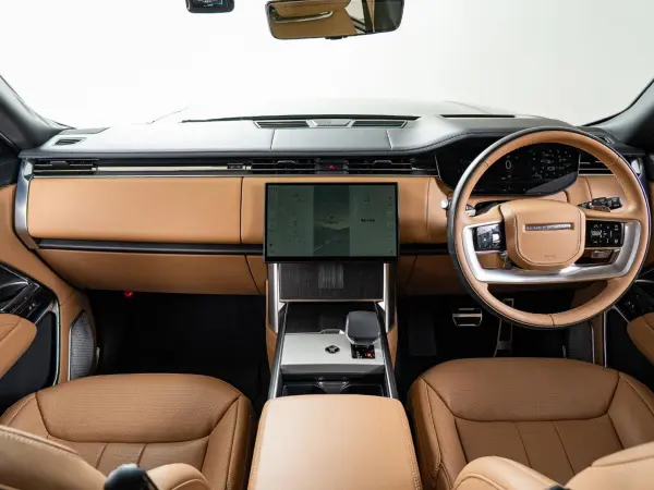 2025 Landrover Rangerover — photo 2