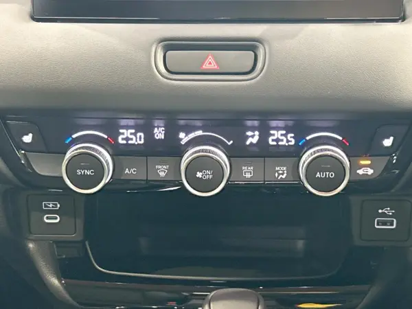 Honda Vezel 1.5 e:HEV Z — photo 7