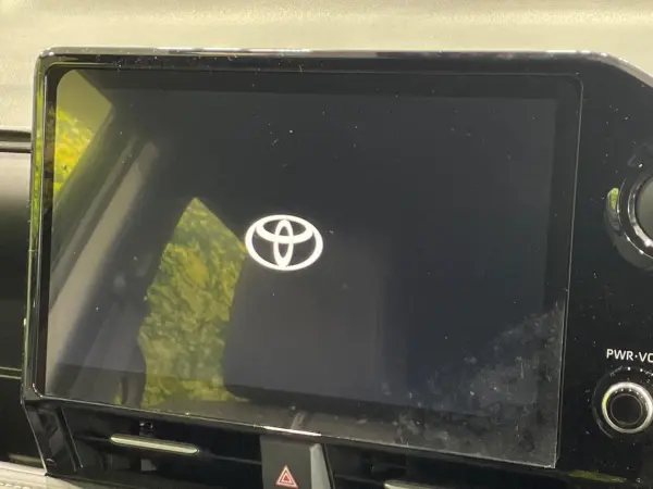 2025 Toyota Noah — photo 3