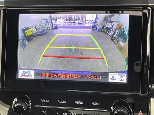 2021 Toyota Alphard — photo 3