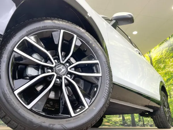 Honda Vezel 1.5 e:HEV Z — photo 9