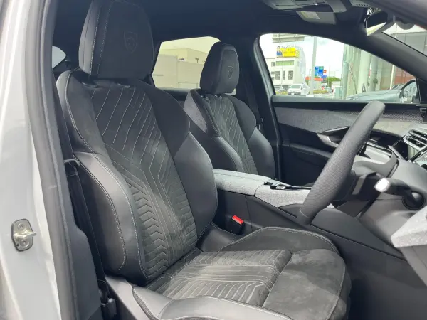 Peugeot 3008 GT Alcantara Package Hybrid — photo 9