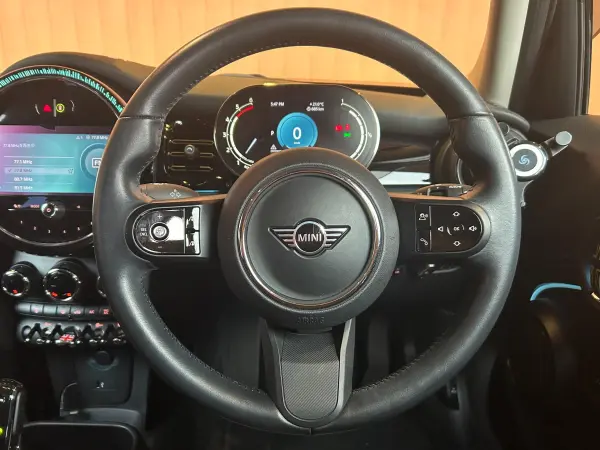 2021 Mini Cooper — photo 3 | Tuminion Kenya