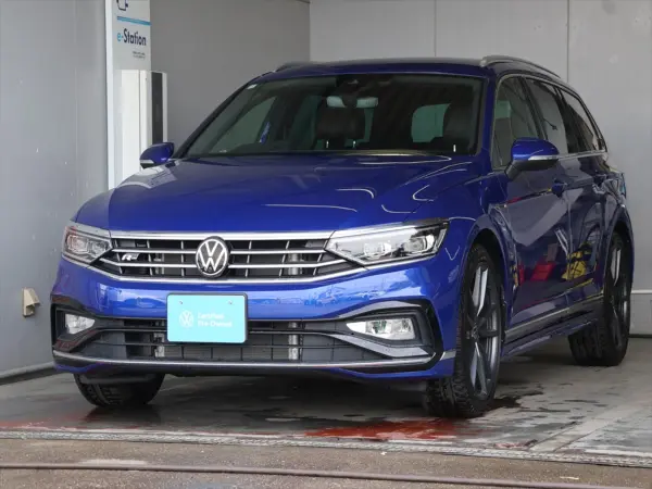 2024 Volkswagen Passat — photo 2