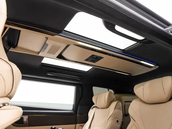 Toyota Alphard Hybrid 2.5 Executive Lounge E-Four 4WD — photo 7