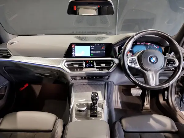 2021 Bmw 3 Series — photo 3
