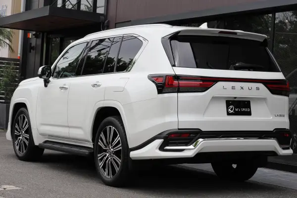 2024 Lexus Lx — photo 3