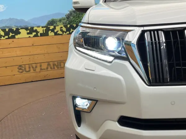 Toyota Land Cruiser Prado 2.7 TX 4WD Sunroof Non-Smoker (White Pearl Crystal Shine) — photo 8