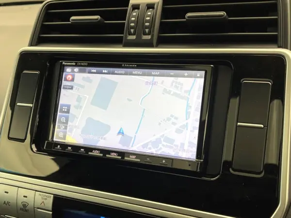 Toyota Land Cruiser Prado 2.7 TX 4WD Sunroof Non-Smoker (White Pearl Crystal Shine) — photo 7