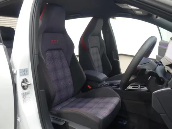 2025 Volkswagen Golf — photo 8 | Tuminion Kenya