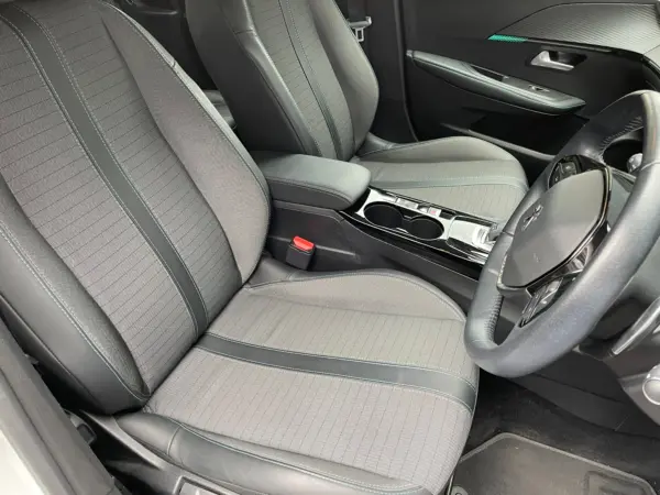 2021 Peugeot 208 — photo 8 | Tuminion Kenya