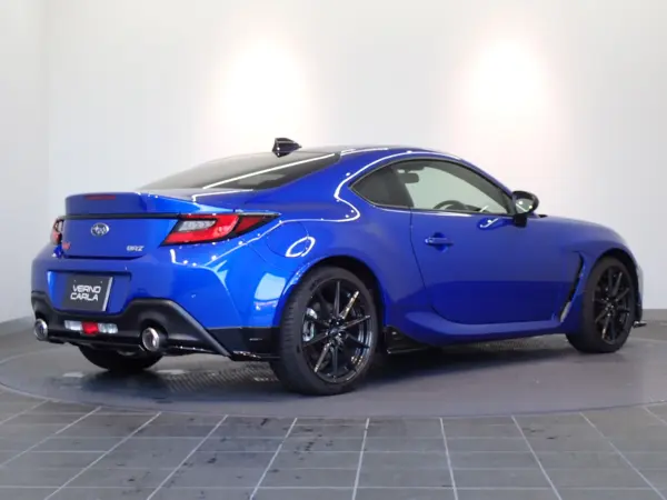 2025 Subaru Brz — photo 2