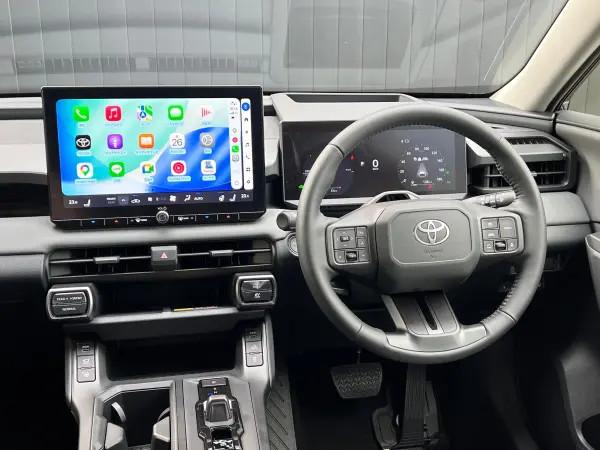 Toyota RAV4 2.5 Z E-Four 4WD Panoramic Roof Modellista Aero Kit 20-inch Alloy Wheels FCTA Steering Assist 12.9-inch Connected Navigation Panoramic View Monitor Blind Spot Monitor Apple CarPlay Compatible ETC2.0 Spare Tire (Attitude Black Mica) — photo 8