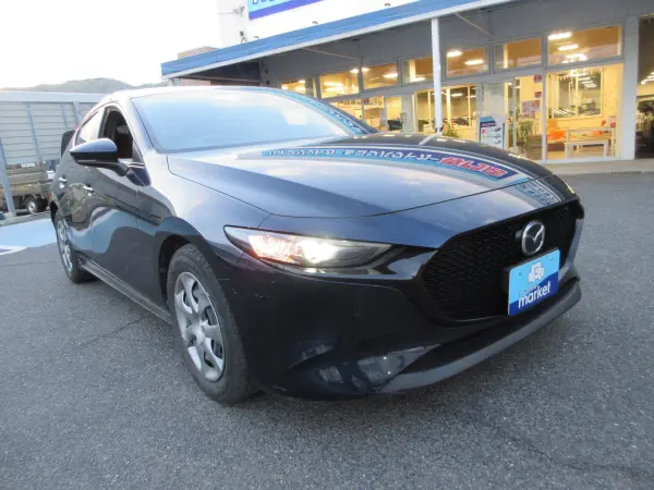 2023 Mazda 3 Fastback — photo 3 | Tuminion Kenya