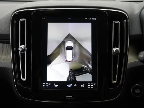 Volvo XC40 T5 AWD Inscription 4WD — photo 8