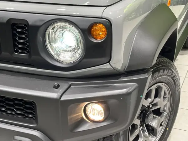 Suzuki Jimny Sierra 1.5 JC 4WD DA Back Camera Collision Mitigation Cruise Control Seat Heater (Medium Gray) — photo 8