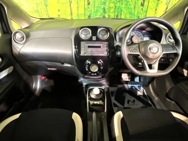 2021 Nissan Note — photo 2