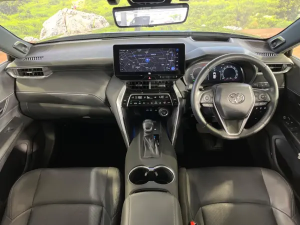 2024 Toyota Harrier — photo 2