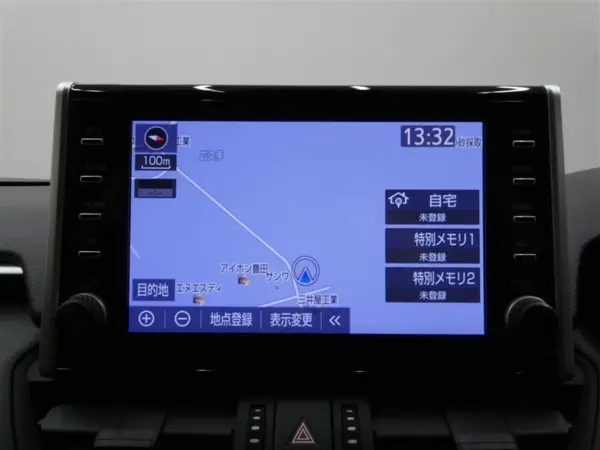 2022 Toyota  Rav4 — photo 2