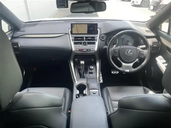 2020 Lexus Nx — photo 2