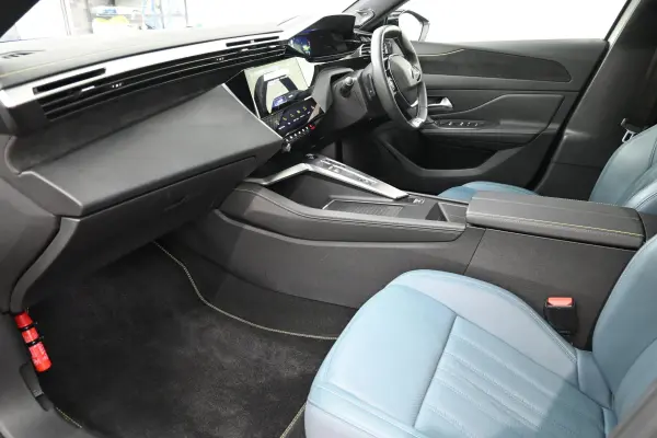 Peugeot 308 GT Blue HDi Blue Nappa Edition Diesel Turbo Limited 200 Units ACC Blue Nappa Leather Seat Heater Panoramic Sunroof Genuine Navigation CarPlay 360 Vision FOCAL Ambient Lighting 18AW 2-Year Warranty (Pearl White) — thumbnail 1