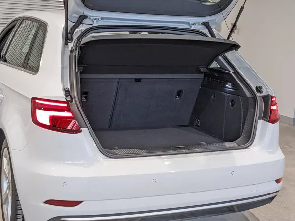Audi A3 Sportback 30 TFSI Sport Luxury Package Navigation Package Convenience Package Safety Package (Glacier White Metallic) — photo 8