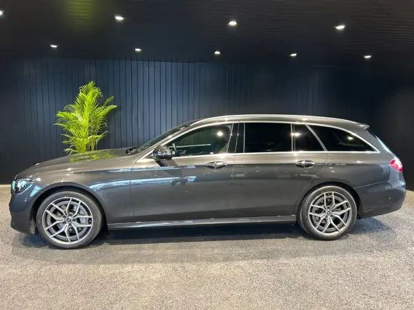 2021 Mercedes Amg Gle — photo 2