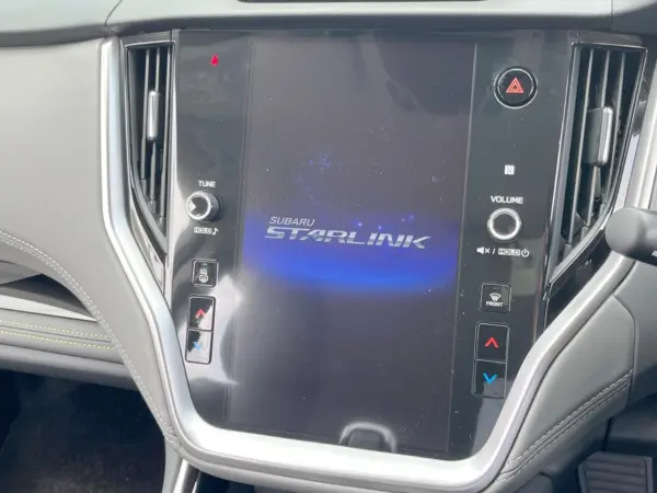 2023 Subaru Legacy Outback — photo 3 | Tuminion Kenya
