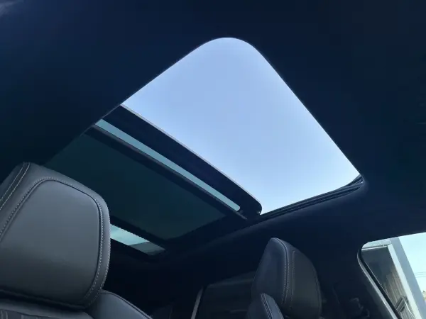 2021 Peugeot 3008 — photo 3