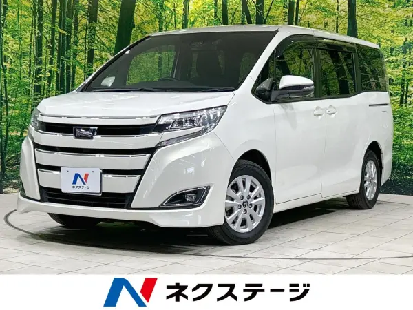 Toyota Noah 2.0 G Sunroof Genuine Navigation Backup Camera Non-Smoking Vehicle Collision Mitigation Power Door Front Seat Heater Smart Key Lane Departure Warning LED Headlights Auto High Beam Cruise Control Genuine 15-inch AW Power Folding Mirrors (Luxury White Pearl Crystal Shine)