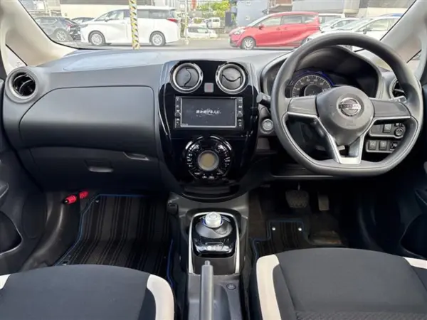 2019 Nissan Note — photo 2