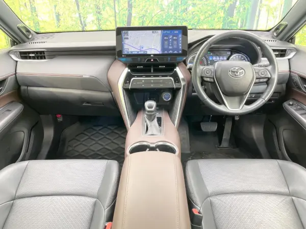 2020 Toyota Harrier — photo 2