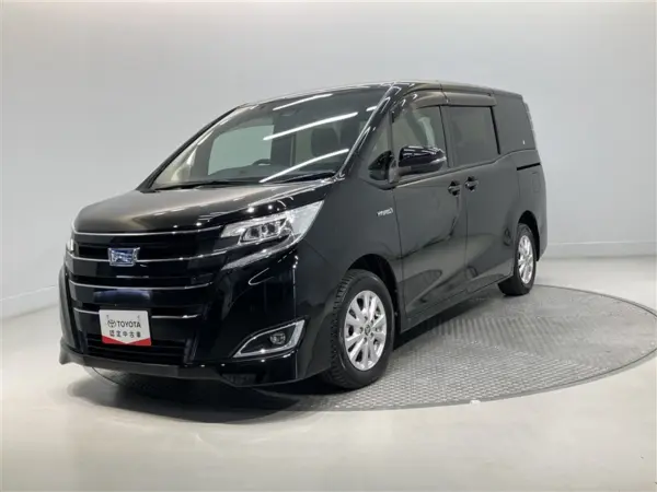 Toyota Noah 1.8 Hybrid G — thumbnail 1