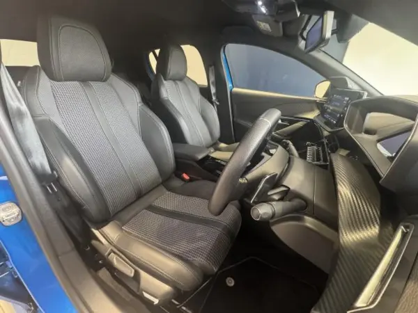 Peugeot 208 GT Certified Used Car Collision Mitigation Brake ETC Genuine Navigation Drive Recorder Function Digital Inner Mirror 17-inch Alloy Wheels Full-Seg TV Interior Ambient Light ETC 2.0 (Vertigo Blue) — photo 8