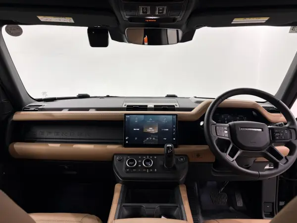 2025 Landrover Defender — photo 2